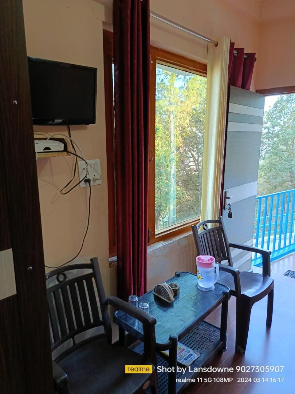 Joshi Holiday Home Stay Lansdowne Exteriér fotografie
