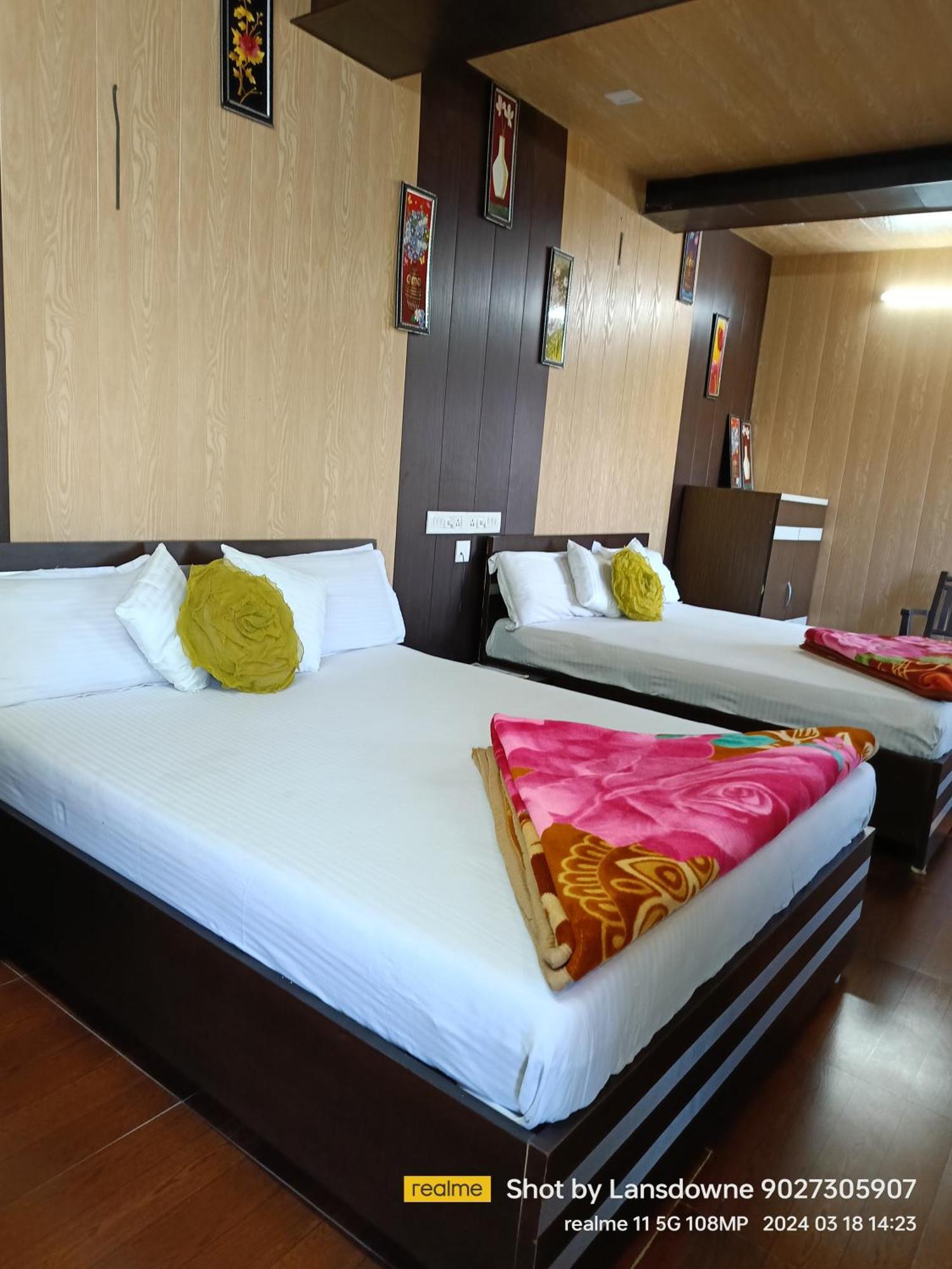 Joshi Holiday Home Stay Lansdowne Exteriér fotografie
